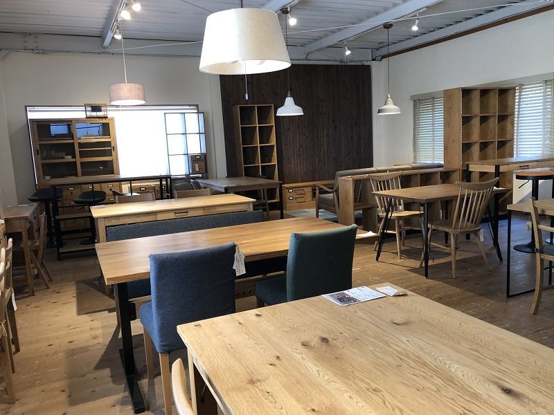 家具の総合商社、大川市の「関家具」