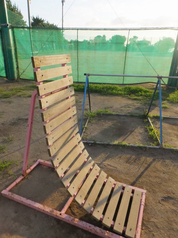 佐井小学校のさかあがり練習機