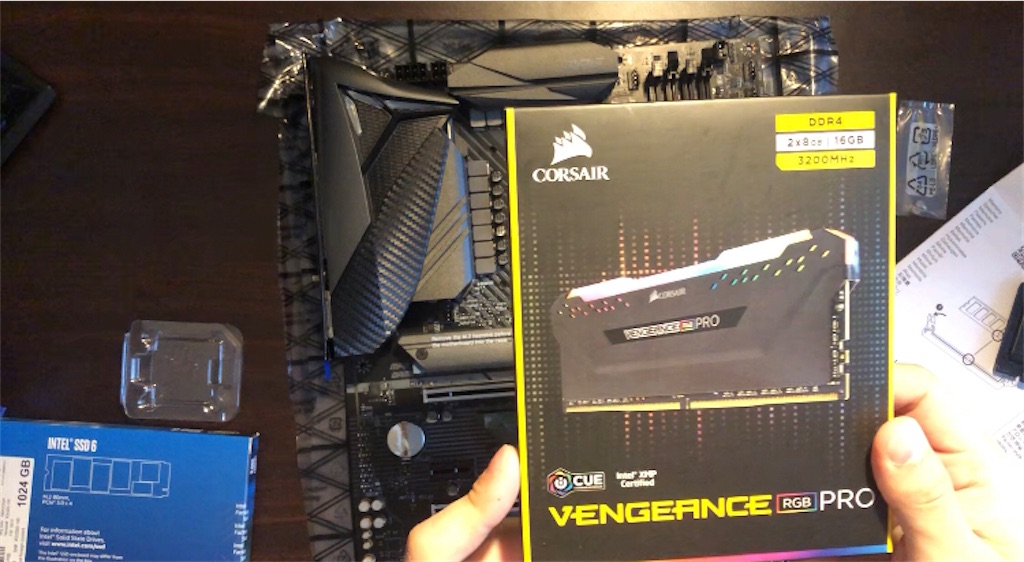 マザボとメモリ