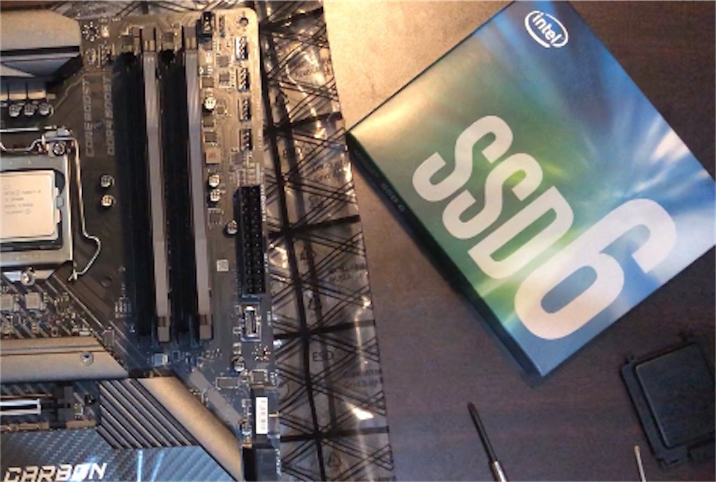 マザボにM.2のSSDを取り付けて行きます！めちゃくちゃ固かった大