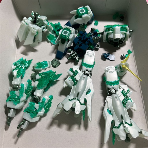 HG ユニコーン ガンダム 光の結晶体  完成品  ガンプラ HG 1/144 ガンダムベース限定 ユニコーンガンダム(光の結晶体) − 商品