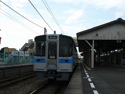 松山行普通列車（観音寺にて）