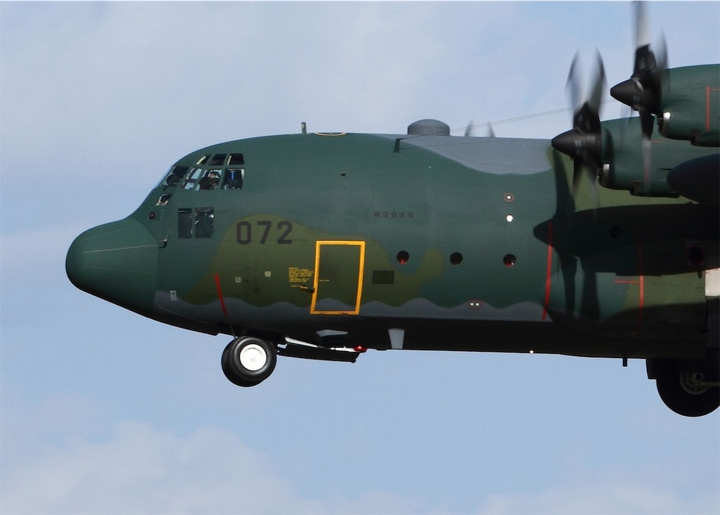 アメリカ軍 輸送機 C-130 ハーキュリーズ タグ 自衛隊 Planetags C-130 ハーキュリーズ（世界の名機シリーズ） - イカロス出版 イカロス