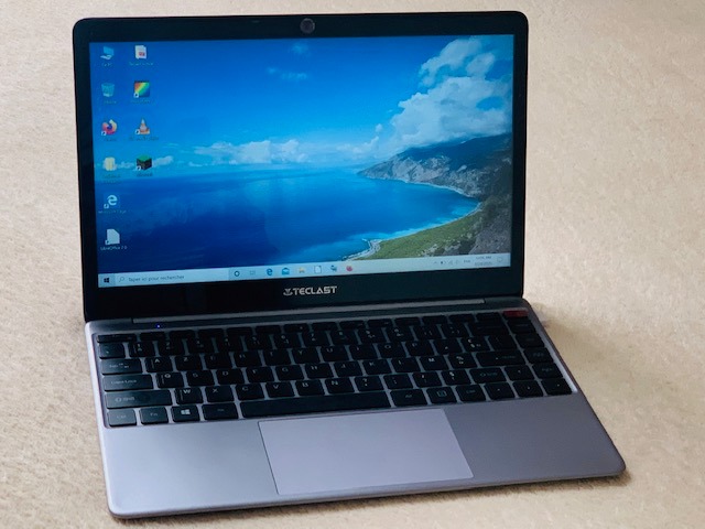 TECLAST F7Plusの画面～鮮明でキレイ