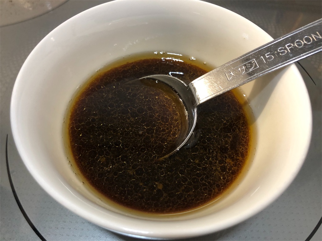 自宅で麺活 油そば 簡単タレ作り カスタマイズもお好みで オトコの一人飯 主にラーメン こってり系からあっさり系まで