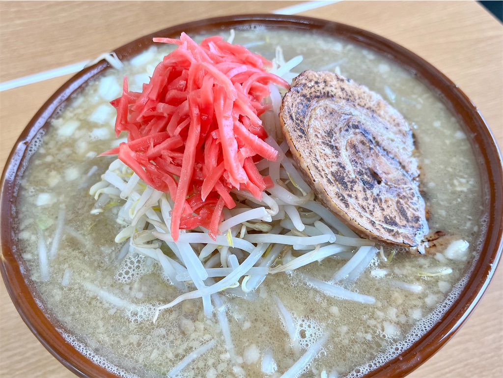 味匠やずや』「濃厚背脂醤油(ヤサイマシ)」青森県藤崎町 - 主に