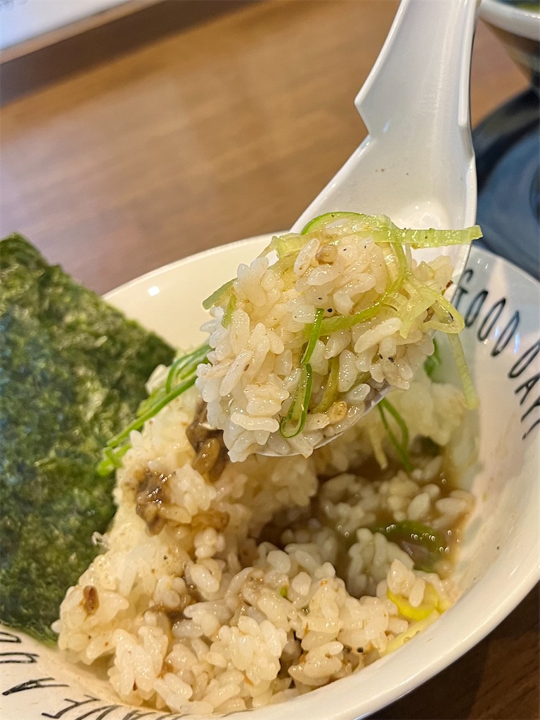 煮干結社 鹿道山』③「特製秋刀魚らーめん+ニボ☆めし」岩手県盛岡市長