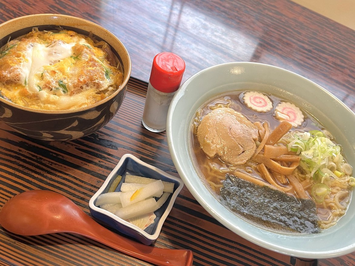 お食事処 後庵』②「ミニ丼(かつ丼)と中華そばセット/もりそば/ミニ丼