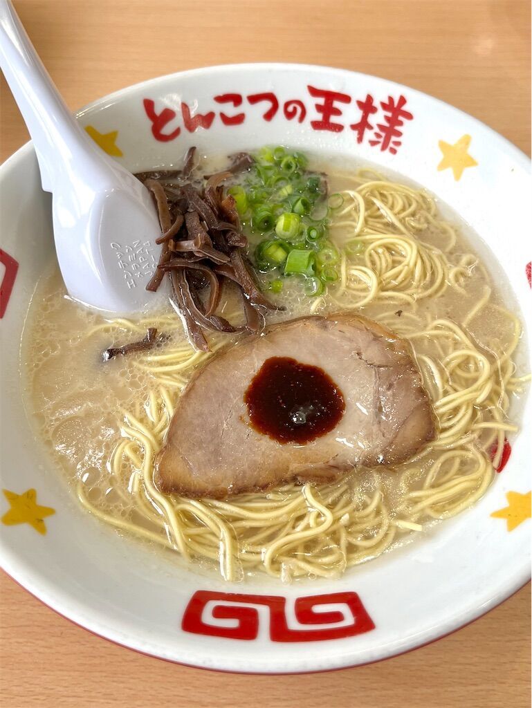 博多らーめん とんこつの王様 花巻店』②「とんこつの王様+もやし+替玉