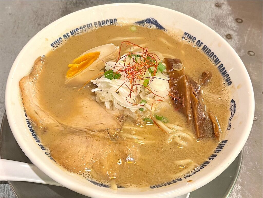 麺や 西ゼットン』「デス煮干し×2/爆ニボ/ネギチャーシュー丼/ホヤと
