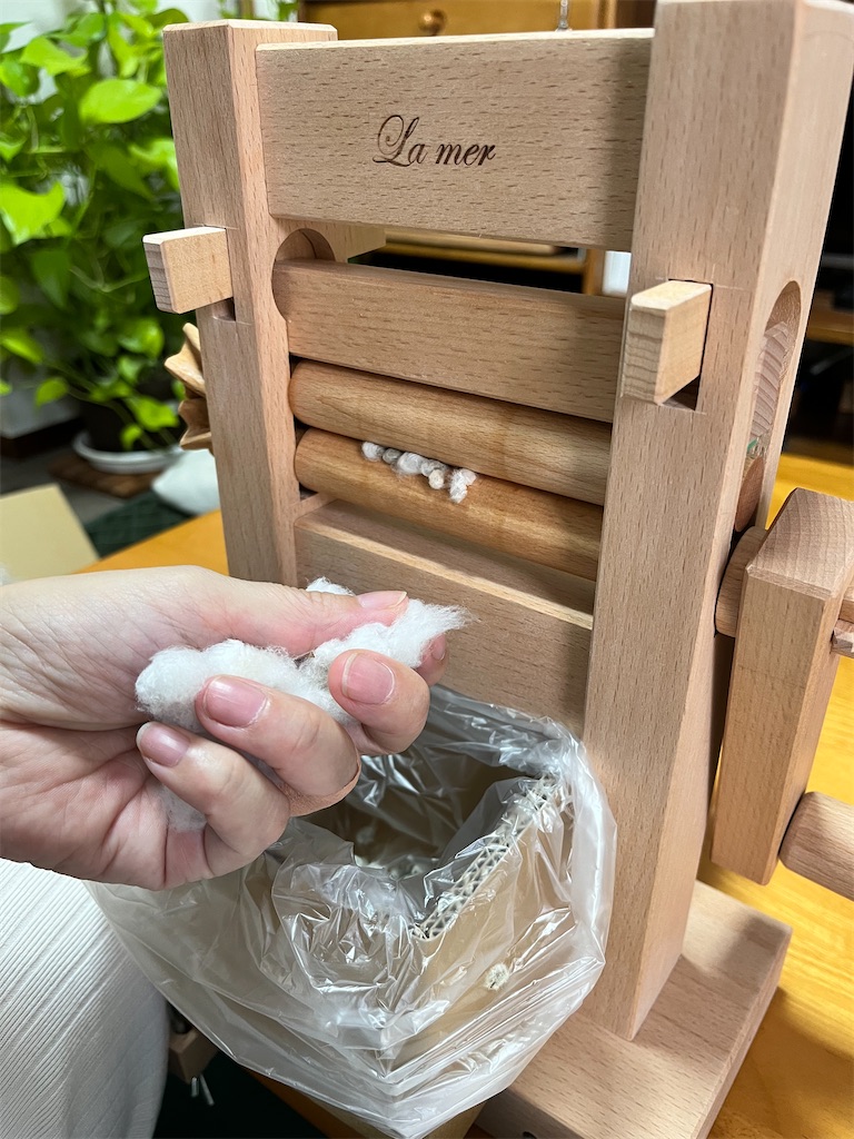 綿繰機 アンティークをメンテナンス 綿繰り機」が届きました！ - はごろもランジェリー店主治代（haruyo