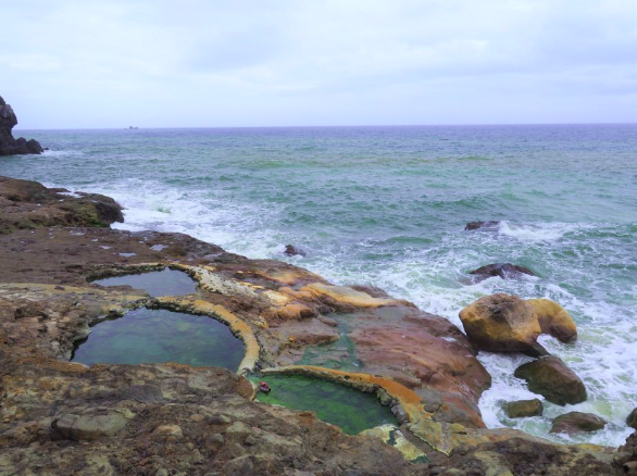 薩摩硫黄島の東温泉でインフィニティ露天風呂！ワイルドすぎる野湯