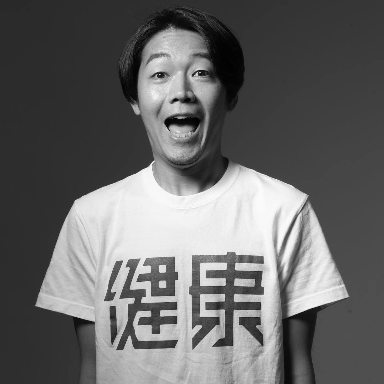 徳谷柿次郎