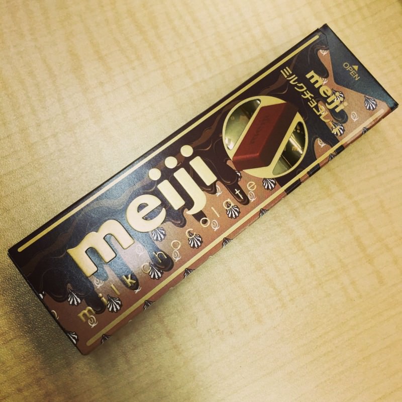 今日のおやつ：ミルクチョコ（Q-pot.コラボ）