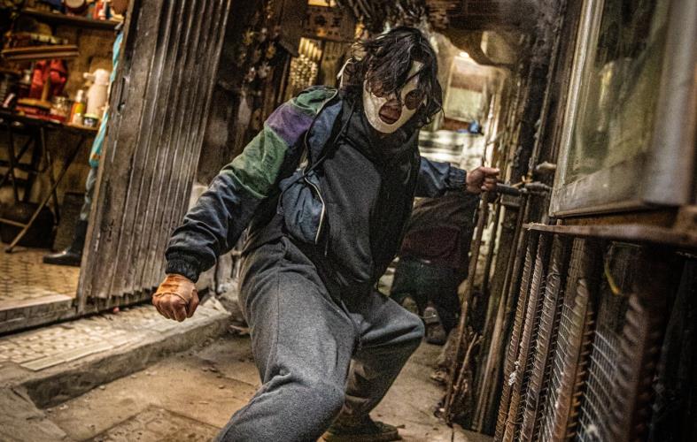 【十二少】トワイライト・ウォリアーズ 決戦！九龍城砦【香水】 トワイライト・ウォリアーズ 決戦！九龍城砦 作品詳細 | シネマNAVI