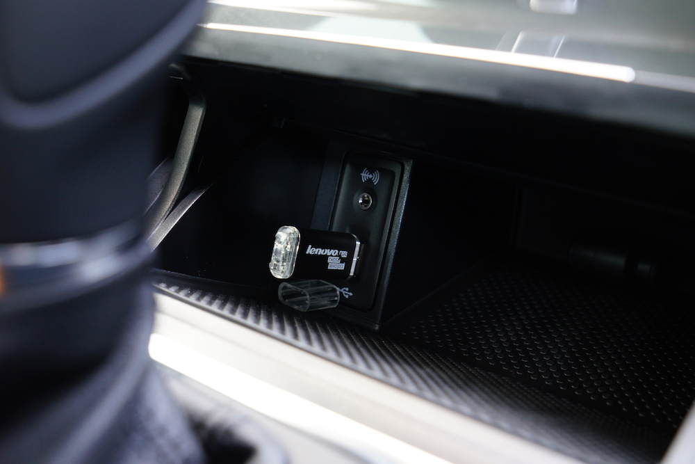 DiscoverProとUSBメモリ DiscoverProとUSBメモリ