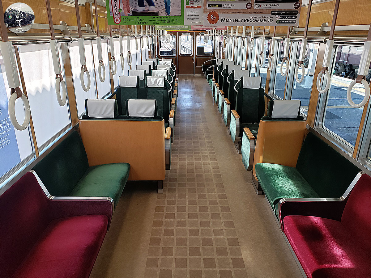 阪急電車：新2300系と嵐山線6300系 車内と座席を観察 - 気ままな 汽車好き