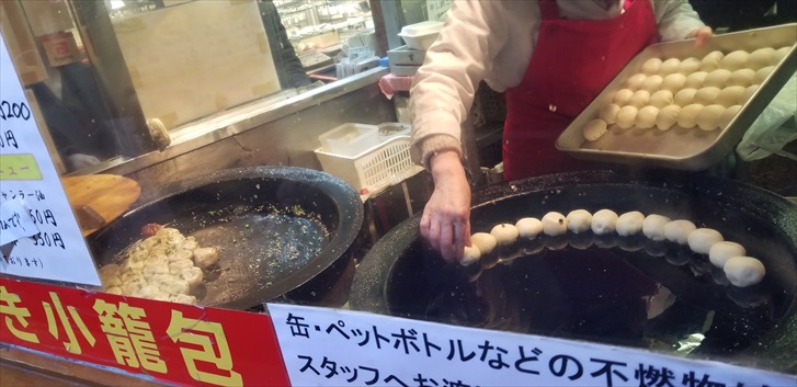 吉祥寺　焼き小籠包　店内