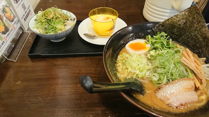 人形町　ラーメン　ばしらあ　到着