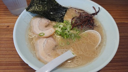 ラーメン　『博多濃麻呂』（二子玉川駅）