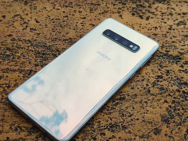 レビュー 今だからこそ2年前に発売された Galaxy S10 と言うスマホを改めて使ってみて感じたこと はやぽんログ