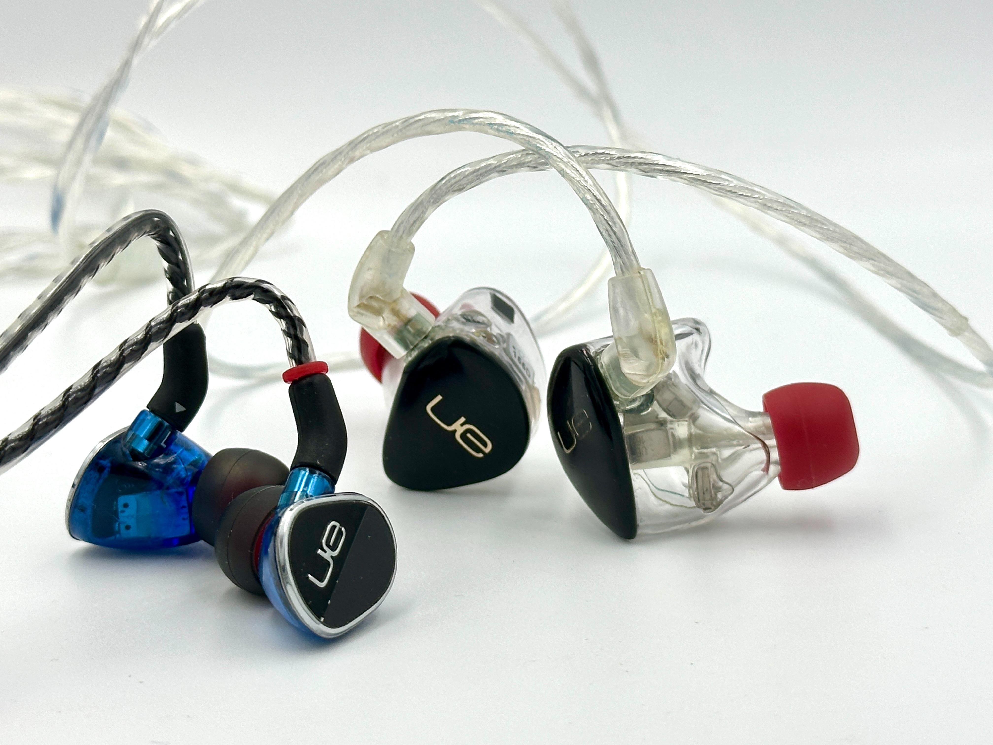 約10年前のイヤホン Ultimate Ears UE900sを中古で買って使うの 約10年前のイヤホン Ultimate Ears UE900sを中古で買って使うの