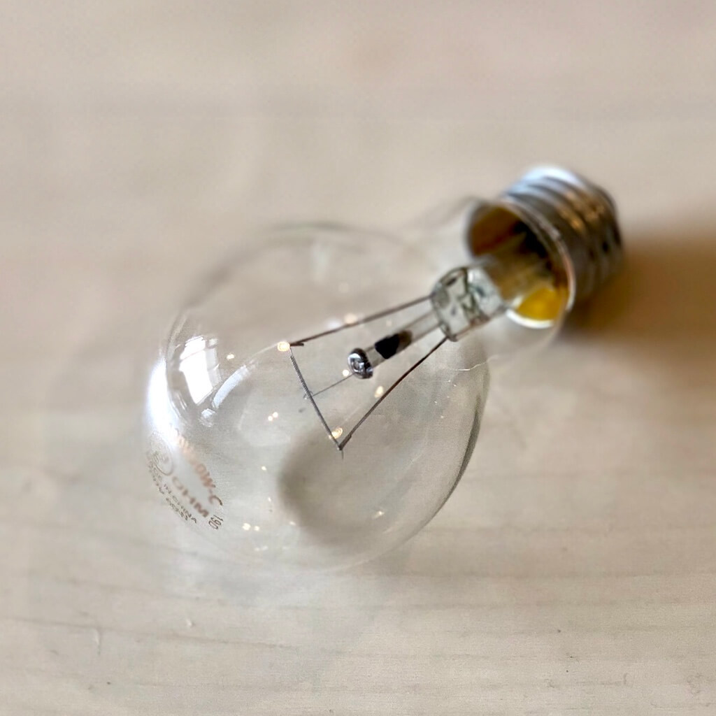 クリア 白熱電球