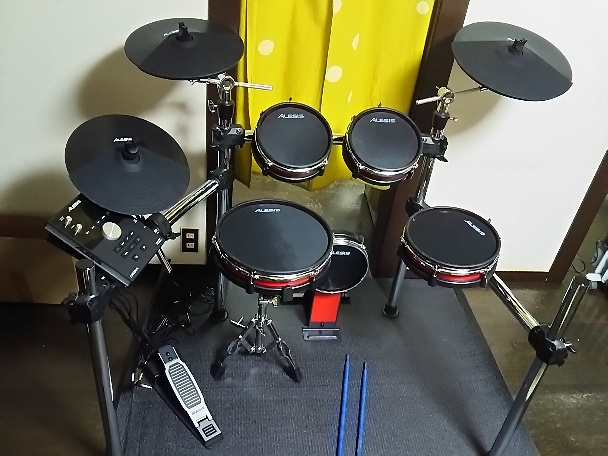 新作ウエア まなにゃんさん専用 ALESIS CRIMSON MESH KITおまけつき