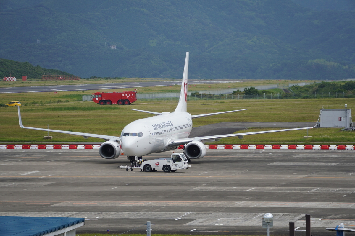 南紀白浜空港 受付1番8:10 展望デッキへ ☆JAL搭乗機/羽田空港
