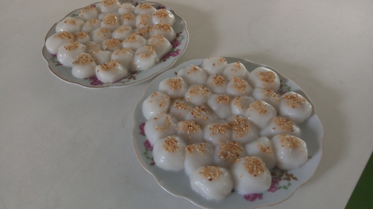 2019年4月7日は旧暦の3月3日 Tết Han Thực 寒食節 で Banh Troi バインチョイ 茹で餅 を食べる日 どうなの 夫婦でベトナム移住って