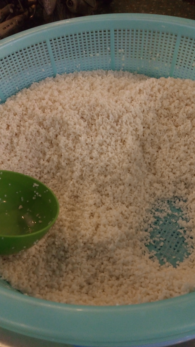 ベトナムの鏡餅的存在 ハノイは バインチュン Banh Chưng ホーチミンは バインテット Banh Tet を旧正月から飽きるほど食べる どうなの 夫婦でベトナム移住って