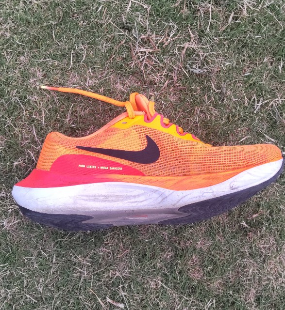 ズームフライ5の耐久性レビュー！（500km走りました