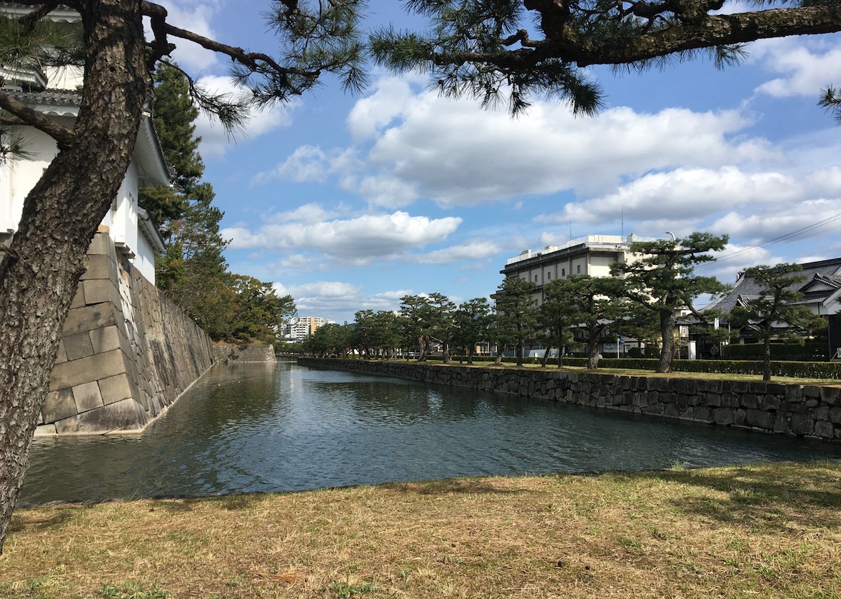 二条城北西散策路