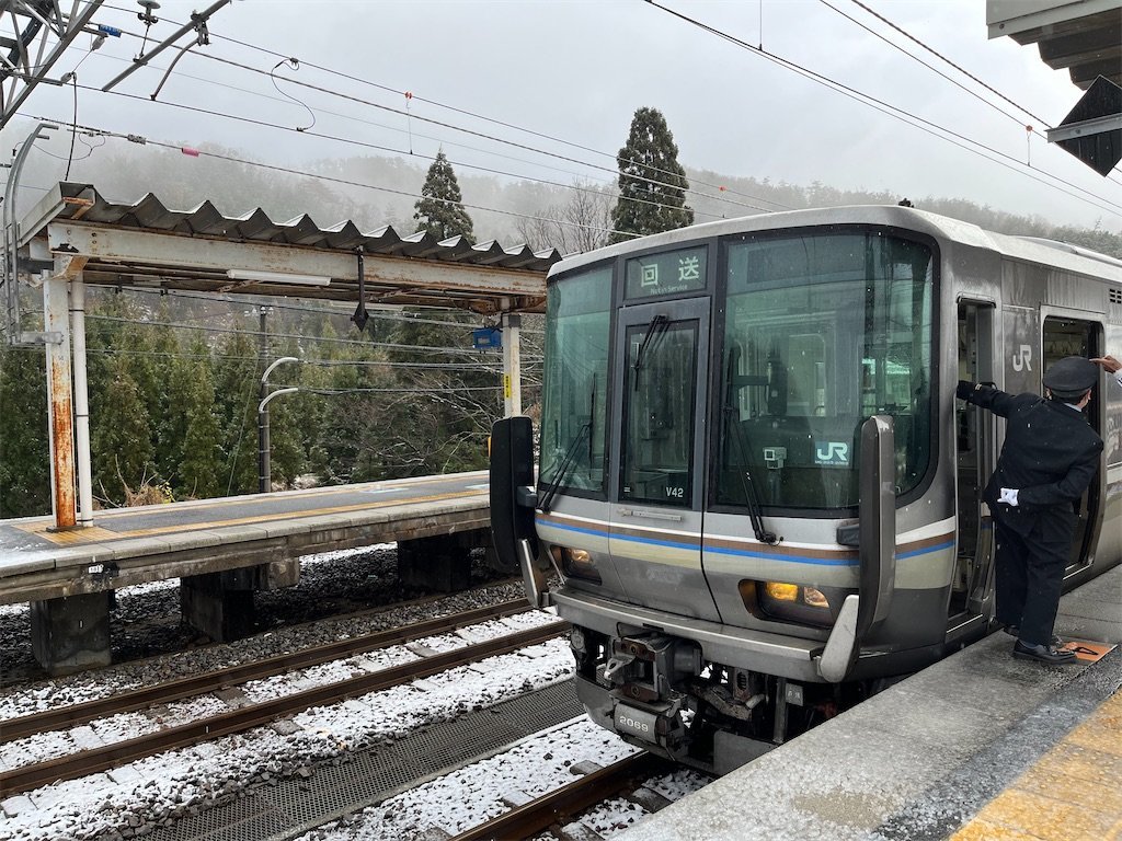クハ222