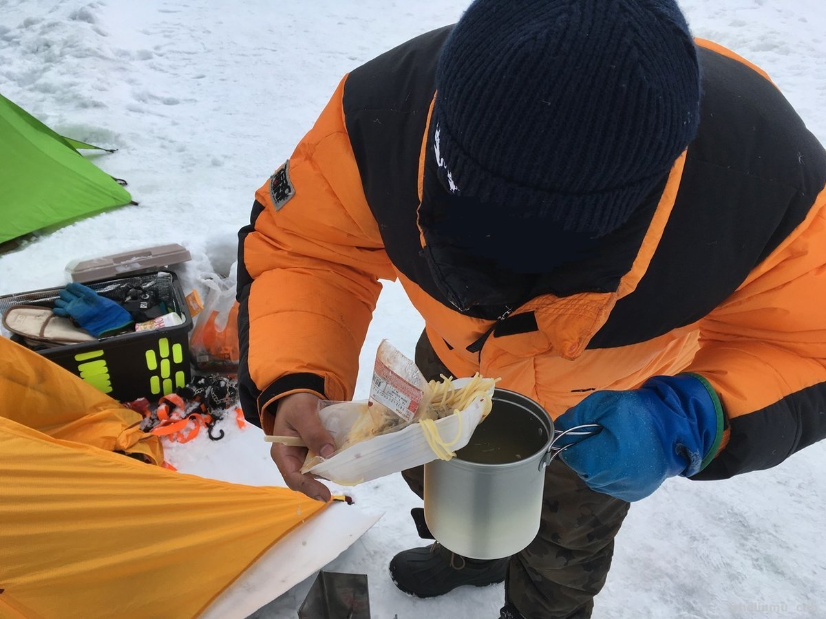 セイコーマートのパスタを湯煎