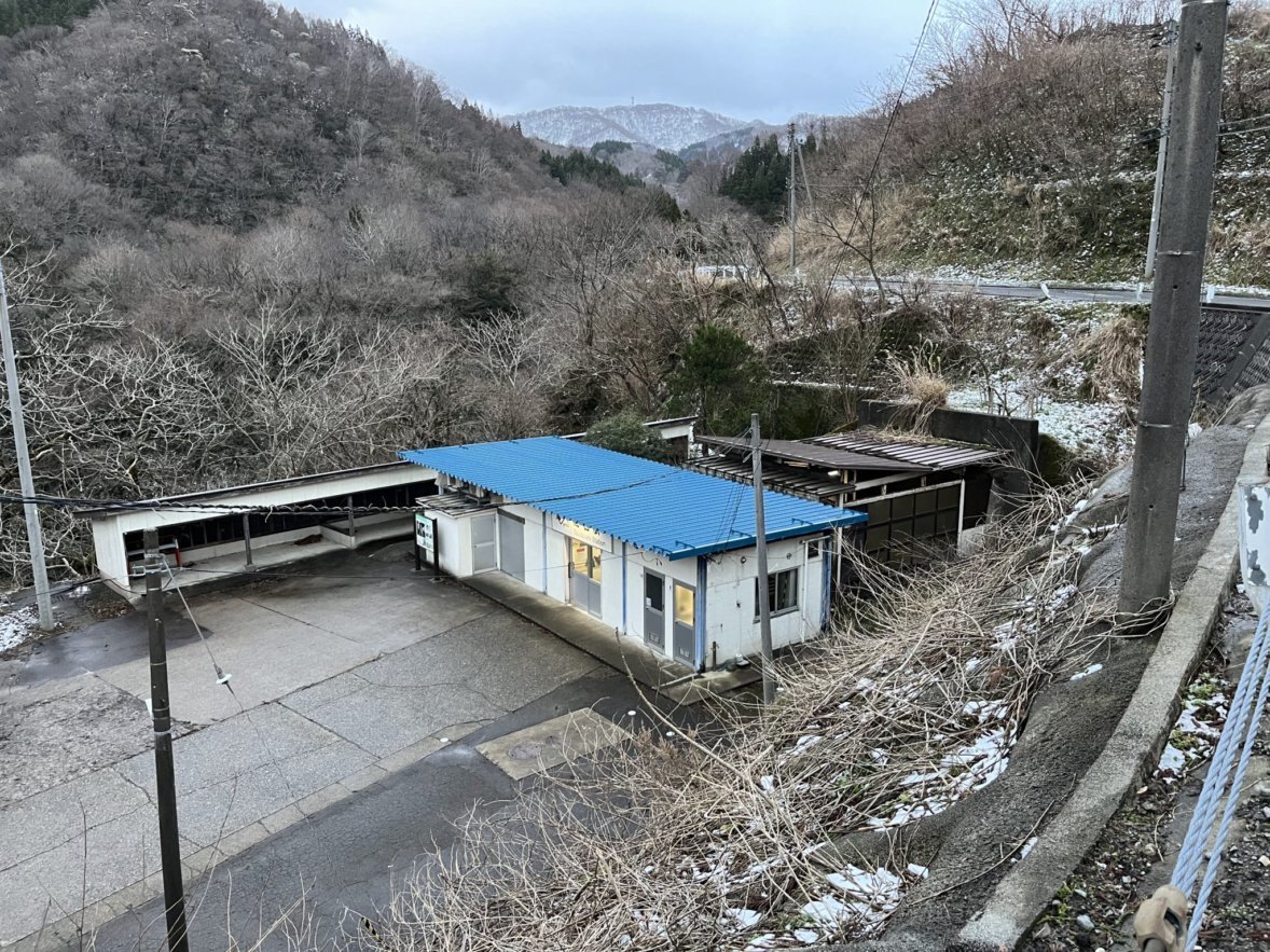 筒石駅 外観