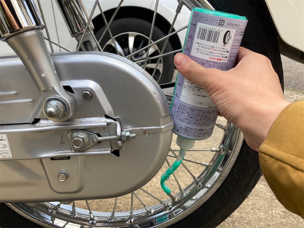 スーパーカブ110 Ja44 に２年乗ってみた感想 パンク防止剤を入れてみる 下総二輪日記