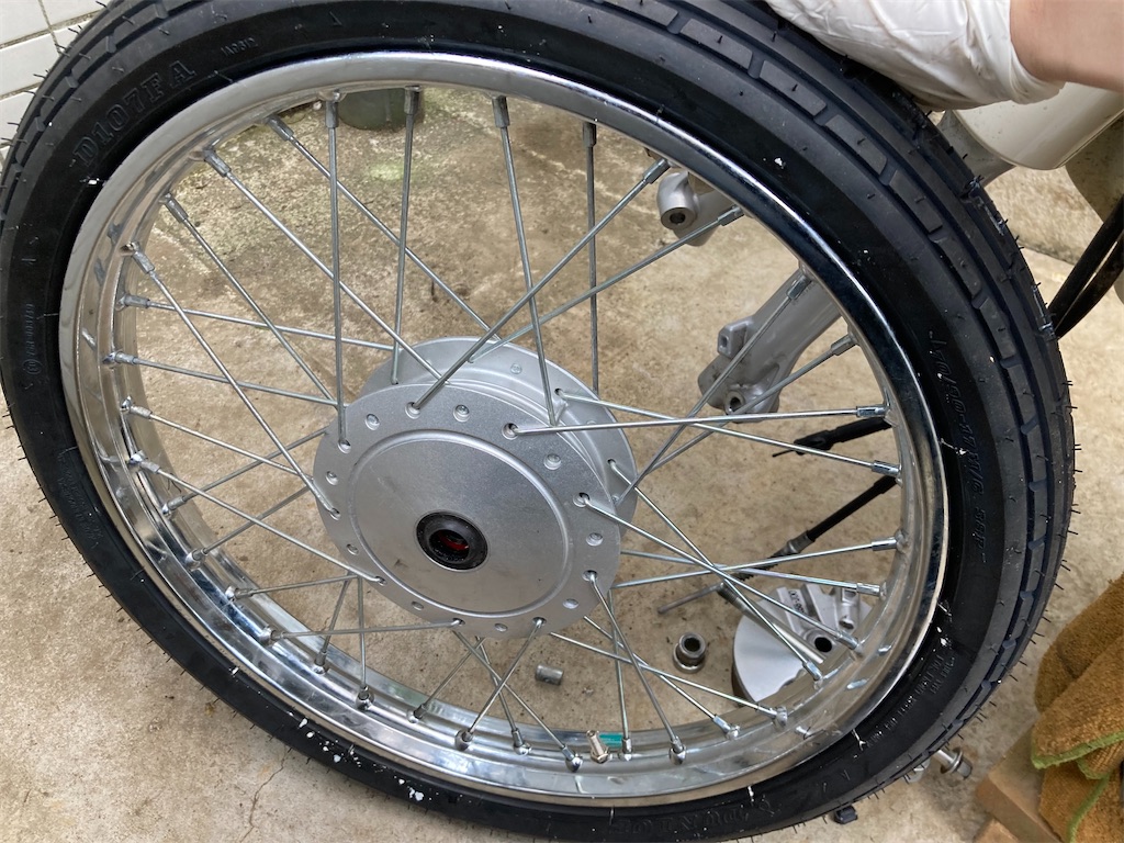スーパーカブ110(JA10) フロントホイール＋タイヤ AA09/JA44にも スーパーカブ 特注品 2018-2021年 HONDA ホンダ ALL NEW 110