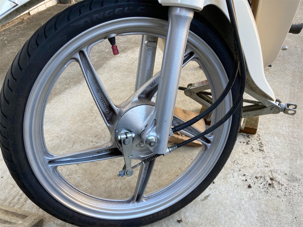 スーパーカブ110（JA44）にキャストホイールを装着してみた - 下総二輪日記