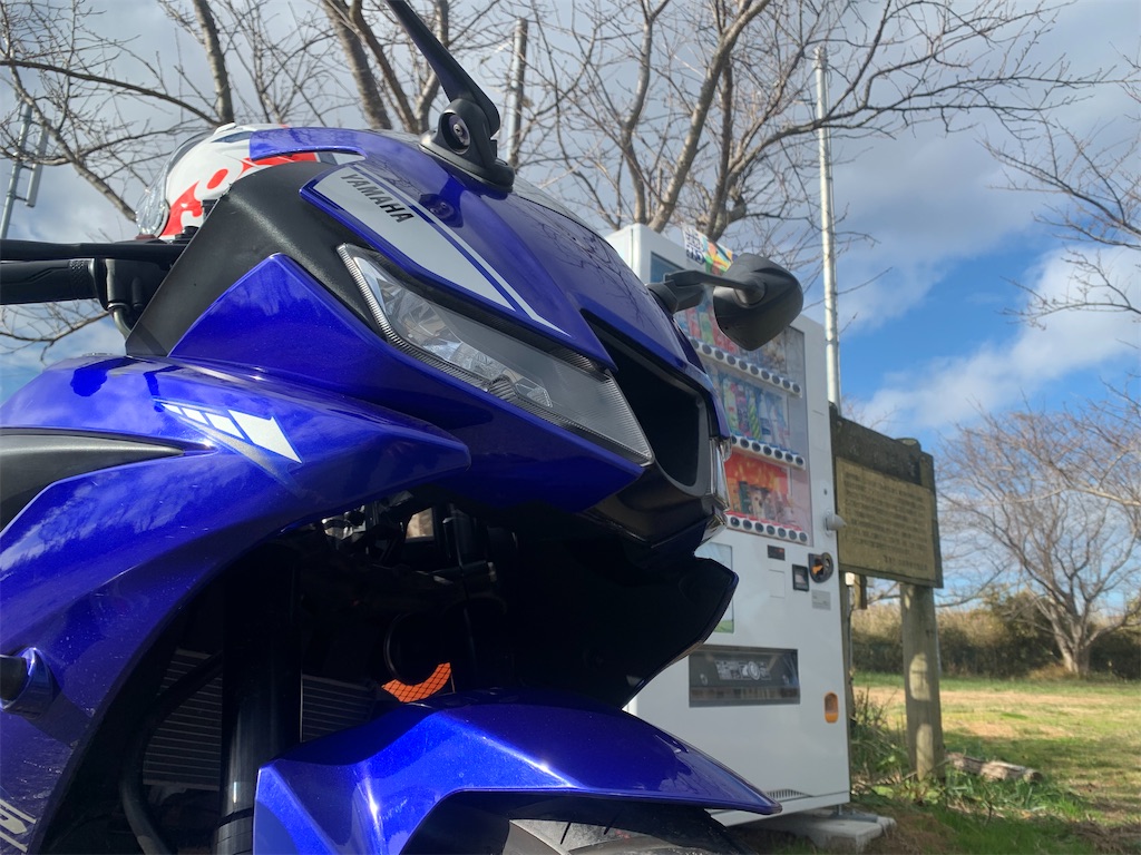 yzf-r15 １３日確約有　早期取引優先 YZF-R15 – YSP福山｜ヤマハバイクの専門店