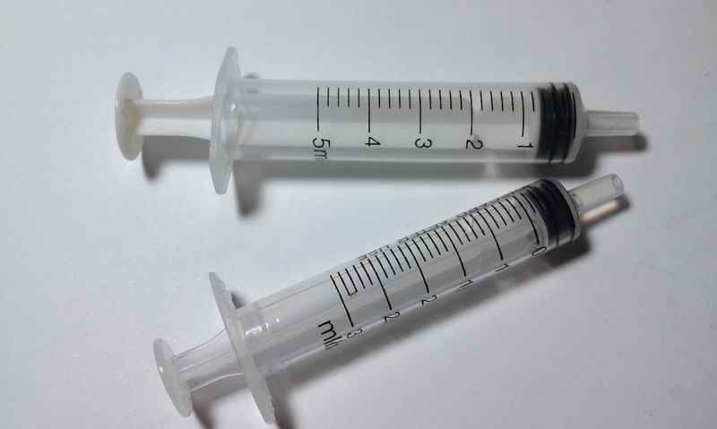 syringe5ml2ml