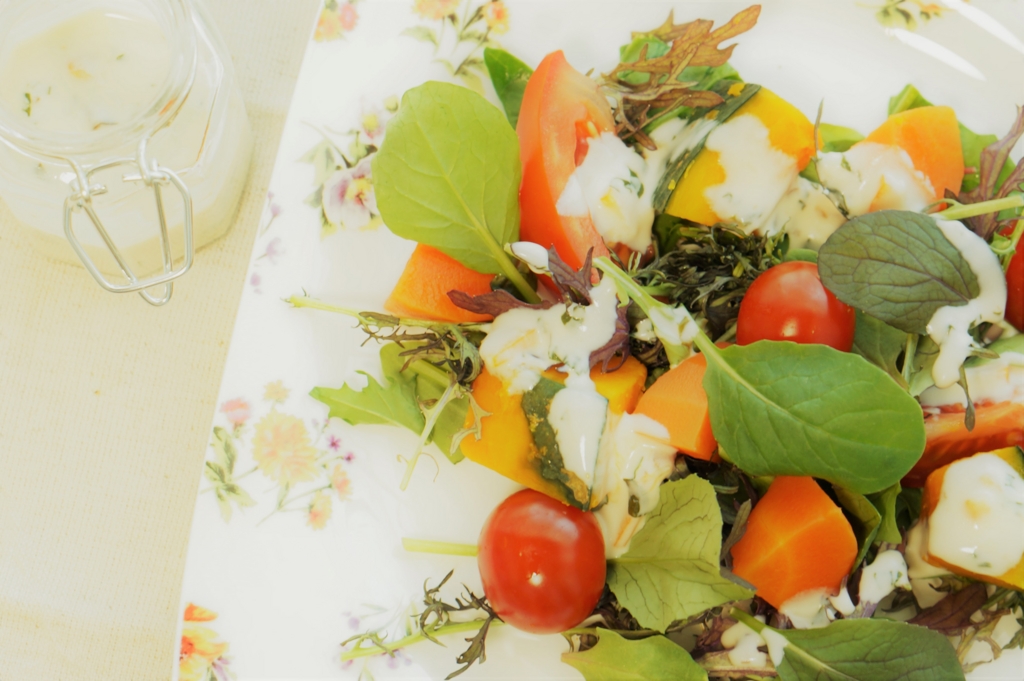 ハーブドレッシングで野菜を美味しく フレッシュスペアミントのホワイトドレッシング うさぎ薬草 Another Garden