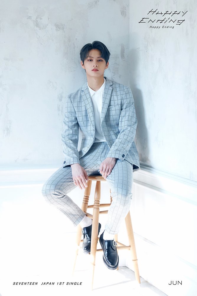 SEVENTEEN ジョンハン着用ベスト 雑誌付き セブチ おぼつかな