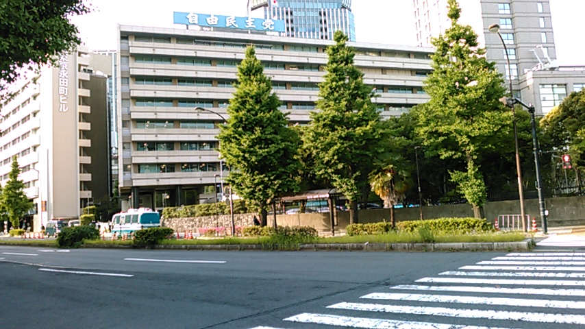 f:id:hibi333zakkan:20180512000011j:plain f:id:hibi333zakkan:20180512000011j:plain