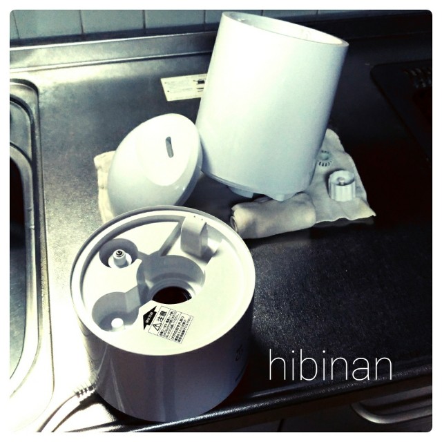加湿器カビた 皆さまもご注意 超音波加湿器のカビ対策 日々のなんとかしたいをなんとかするブログ