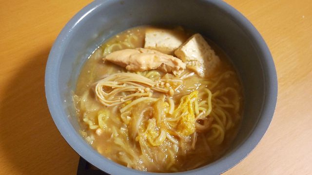 業務スーパー_冷凍ラーメン_4