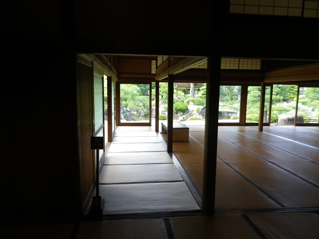 f:id:hidamaru:20181020090138j:plain