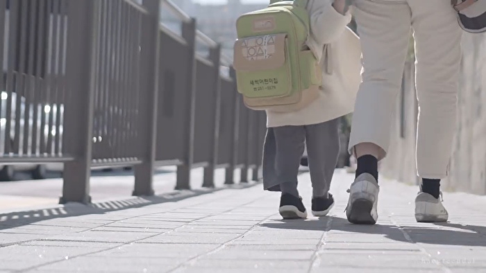 韓国人女性イラストレーターによる 無印良品テイスト満載のvlog Haegreendal ガラパゴスの蛙