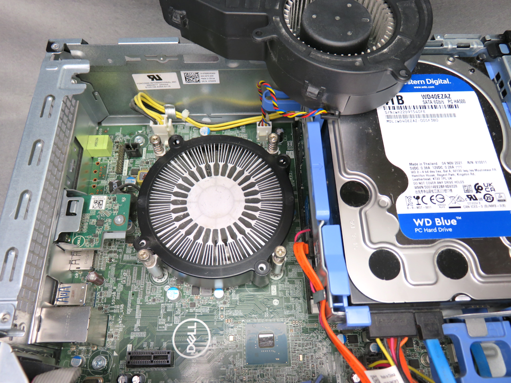 外したCPUファン