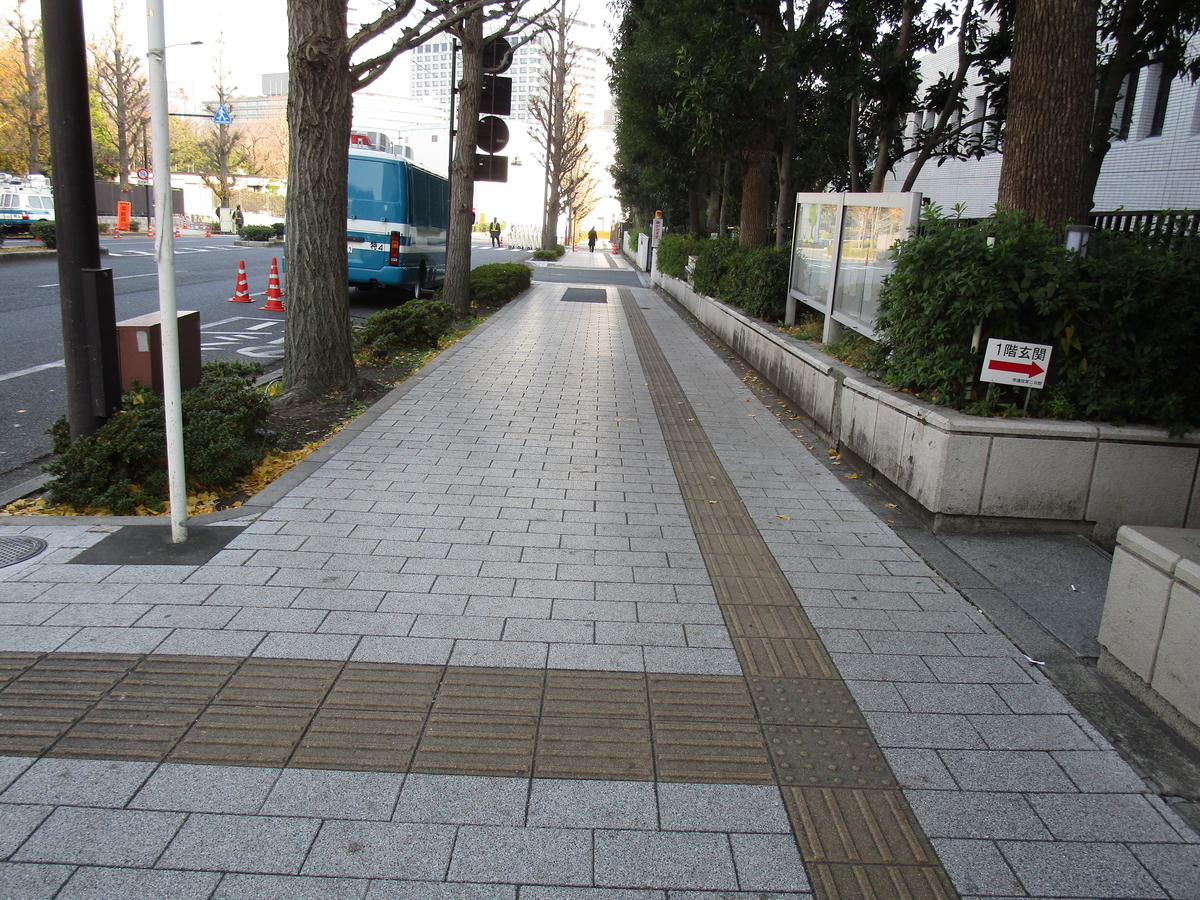 f:id:hideki-sansho:20171216123339j:plain f:id:hideki-sansho:20171216123339j:plain
